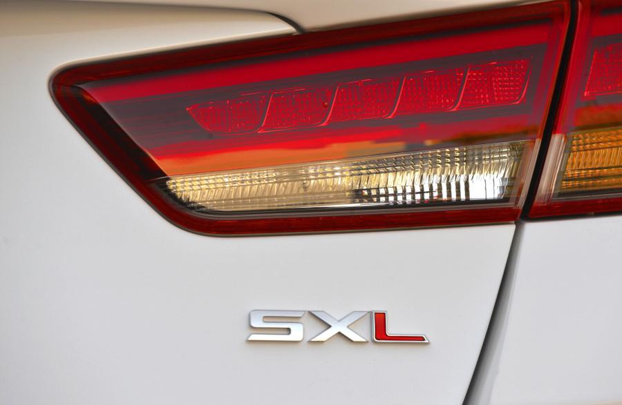  Kia Optima SXL 2015 года  (фото 11 из 16)